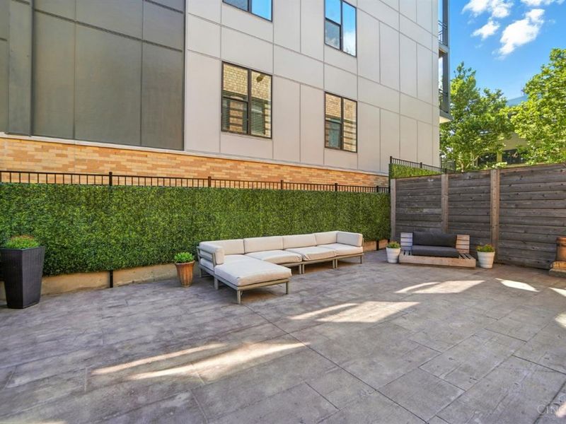 1628 Central Parkway, Cincinnati, OH 45202 Photo 72