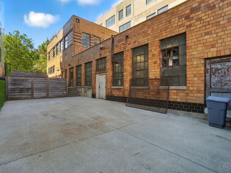 1628 Central Parkway, Cincinnati, OH 45202 Photo 76