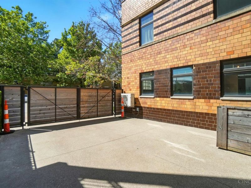 1628 Central Parkway, Cincinnati, OH 45202 Photo 78