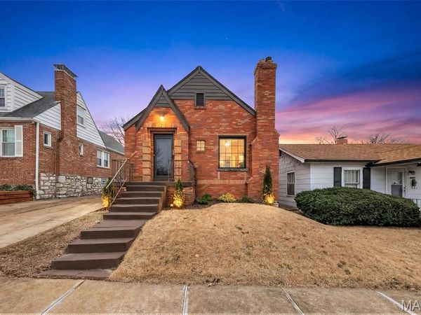 6732 Sutherland Avenue, St Louis, MO 63109