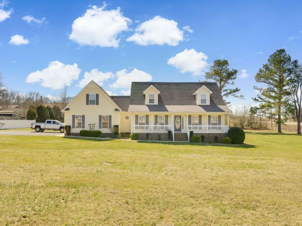 100 Creighton Pl, Shelbyville, TN 37160