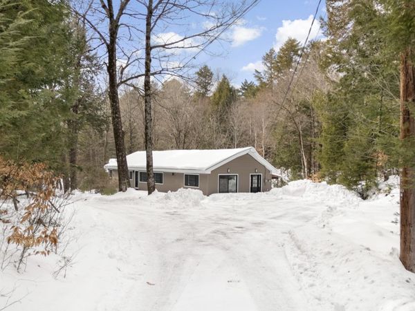 10 Fox Trail Run, Bolton Landing, NY 12814