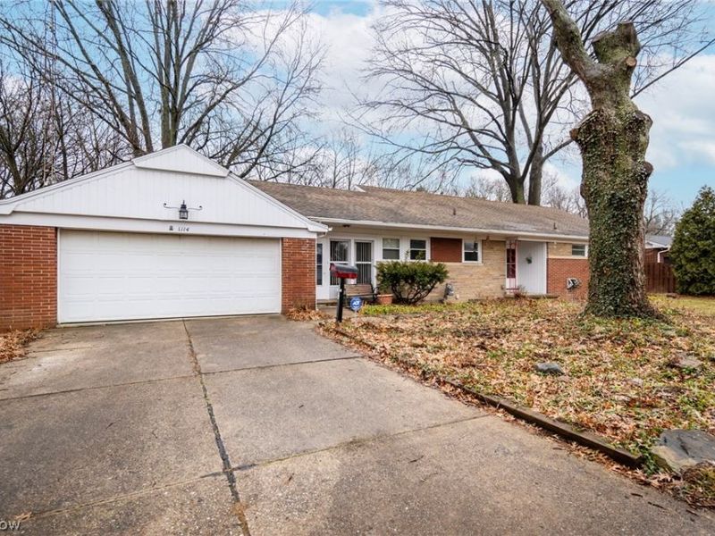 1114 Briarcliff Avenue, Alliance, OH 44601 Photo 2