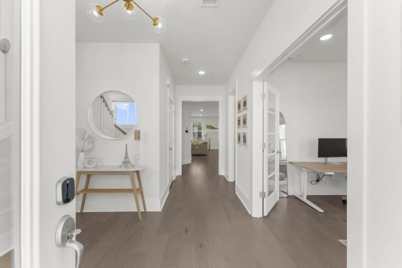 305 Sherrod Park Lane Photo 4