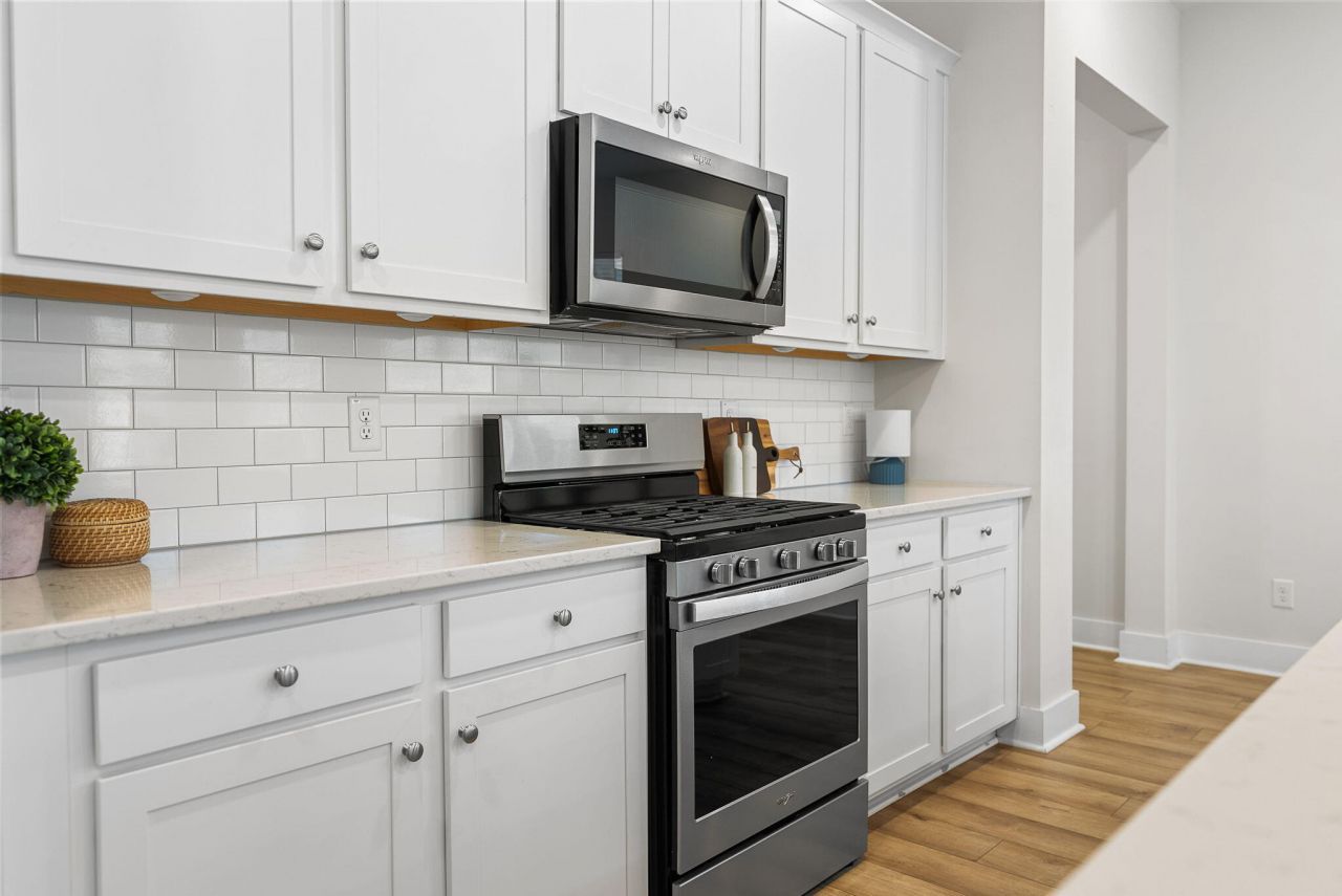 125 Trumpet Vine Drive Photo 14