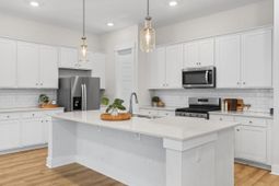 125 Trumpet Vine Drive photo 4