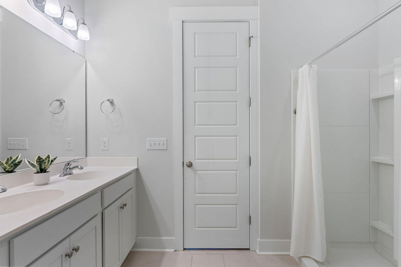 125 Trumpet Vine Drive Photo 22