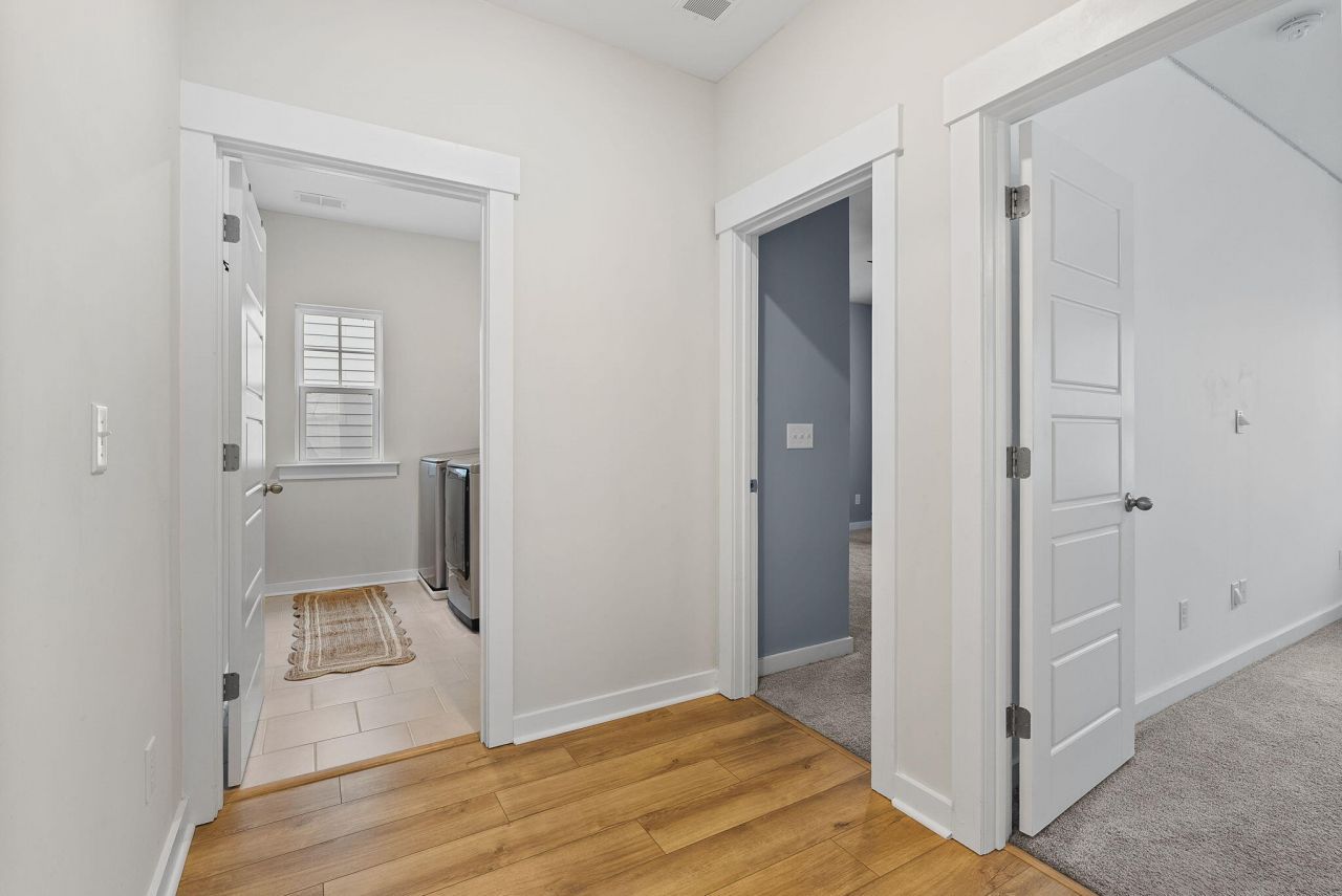 125 Trumpet Vine Drive Photo 35