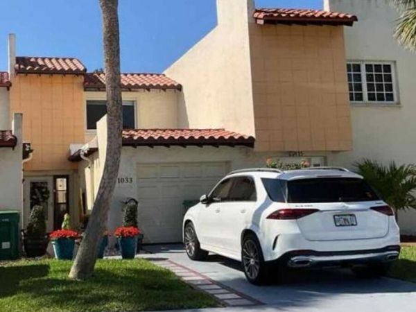 1033 Ashley Avenue , Indian Harbour Beach, FL 32937