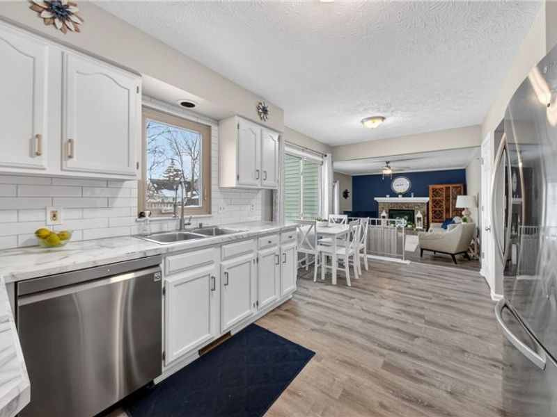 459 Auburn Street, Elyria, OH 44035 Photo 10