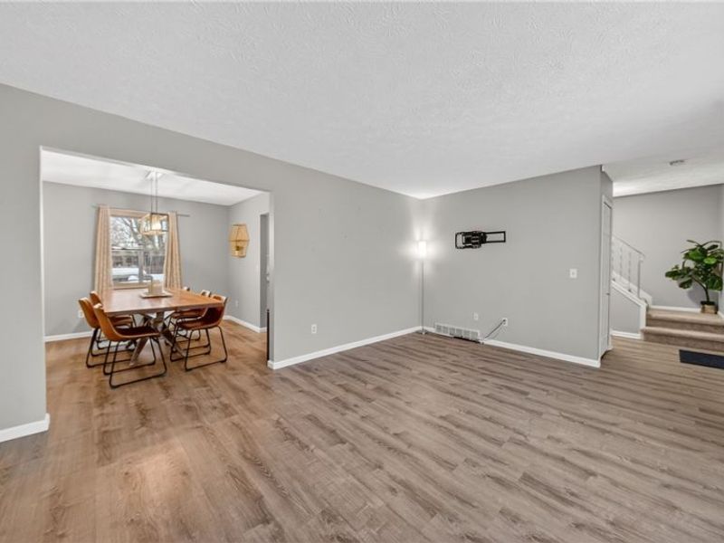 459 Auburn Street, Elyria, OH 44035 Photo 5