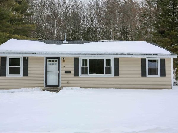 10 Park Lane, Leicester, MA 01524