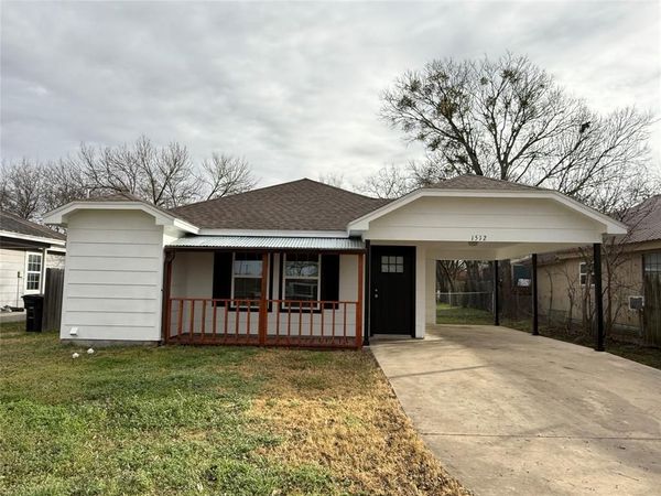 1512 N Anglin Street, Cleburne, TX 76031