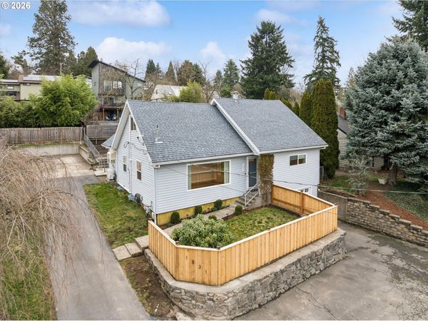 1831 SW EVANS ST, Portland, OR 97219