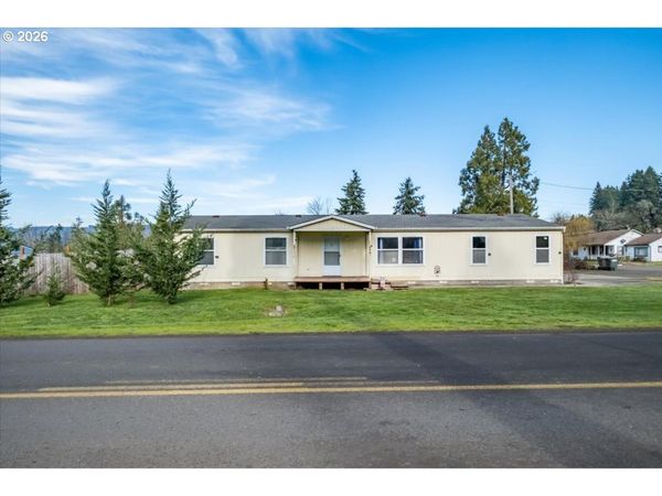 1202 49TH AVE, Sweet Home, OR 97386