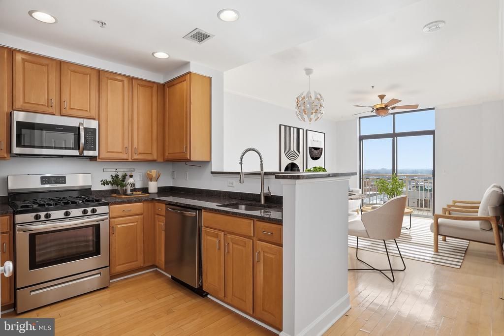 1201 N Garfield Street, Unit PH02, Arlington, VA 22201 Main Photo