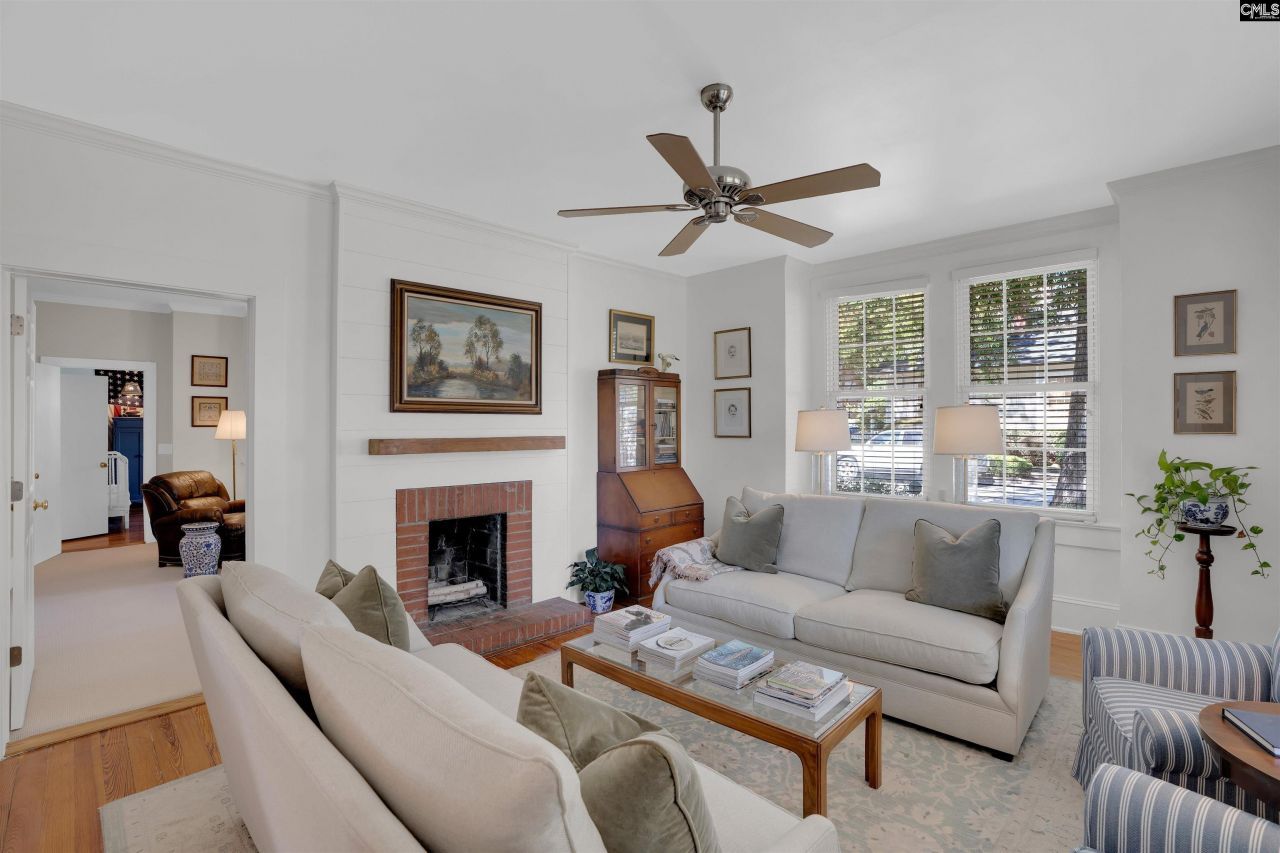 1229 Hagood Avenue Photo 9