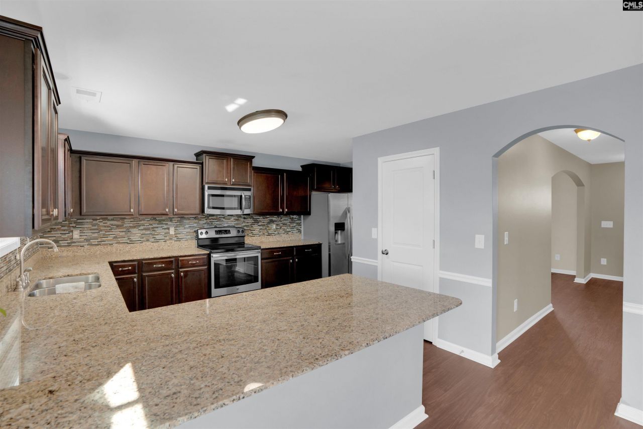 672 Deertrack Run  Photo 10