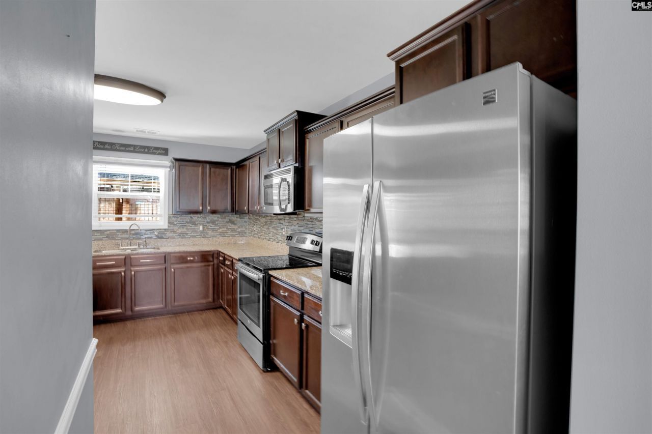 672 Deertrack Run  Photo 13