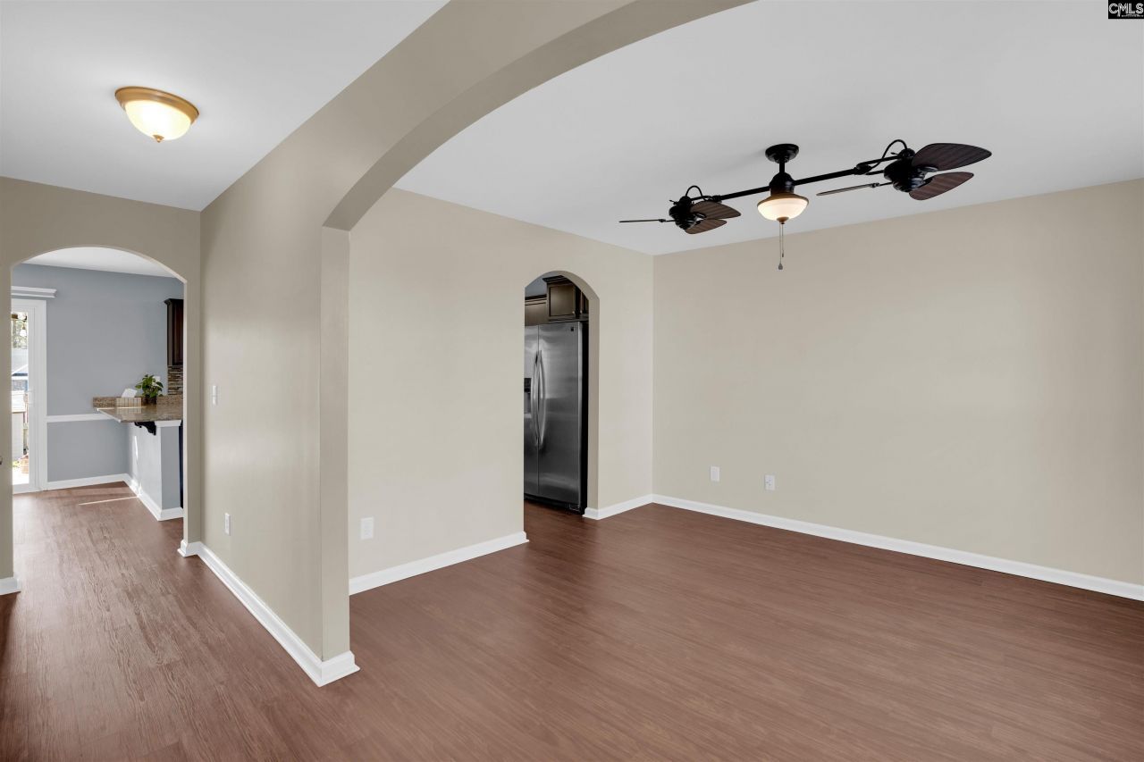 672 Deertrack Run  Photo 14