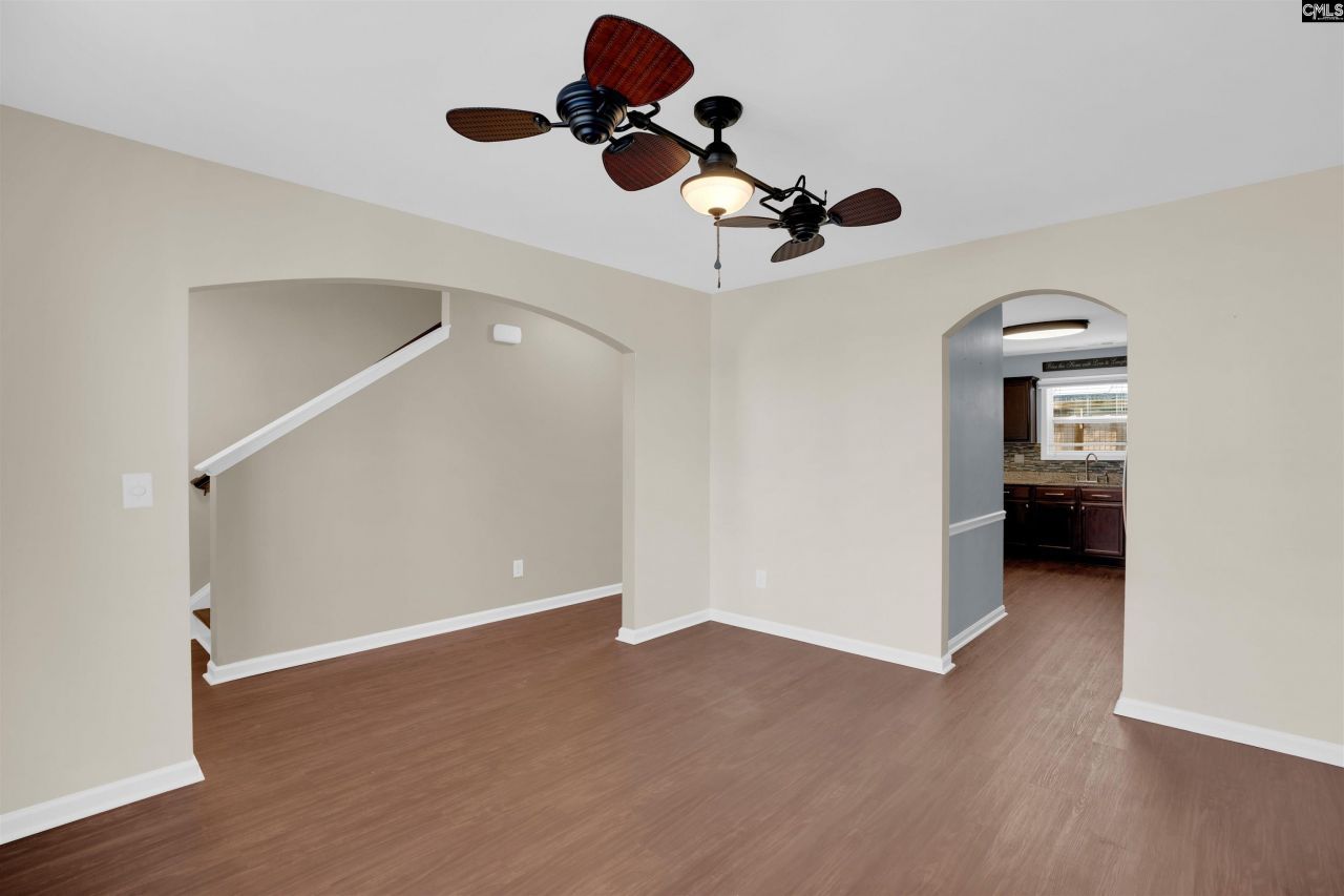 672 Deertrack Run  Photo 16