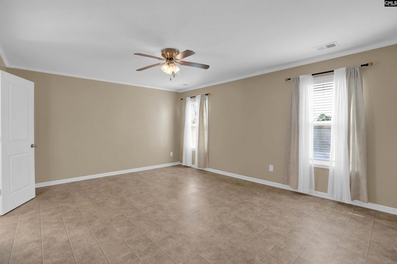 672 Deertrack Run  Photo 18