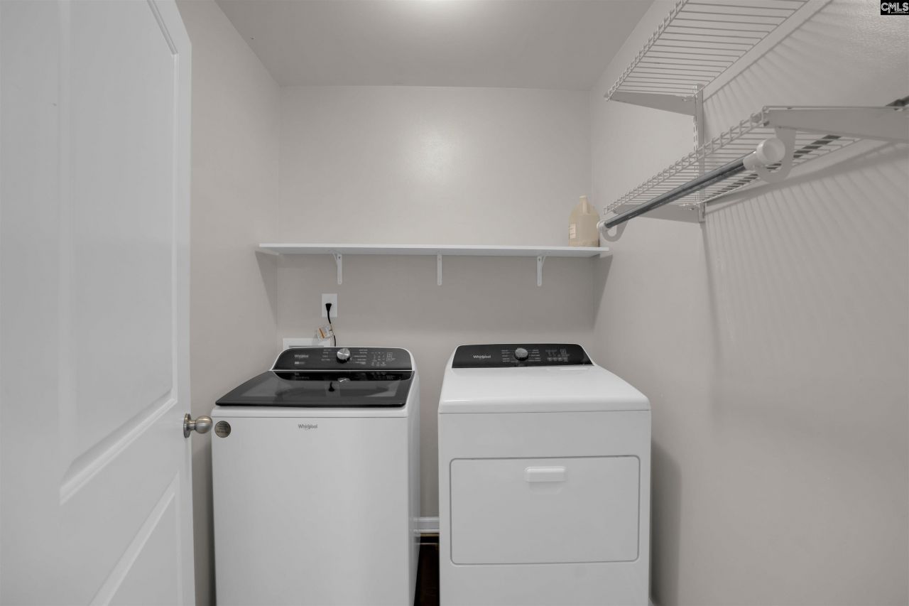 672 Deertrack Run  Photo 33