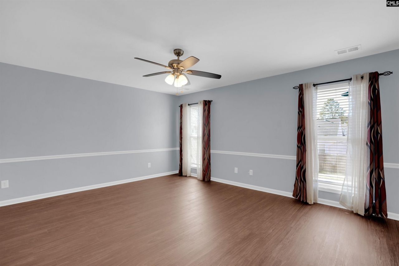 672 Deertrack Run  Photo 4