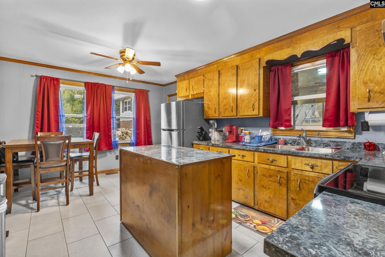 5106 Randall Avenue  Photo 6