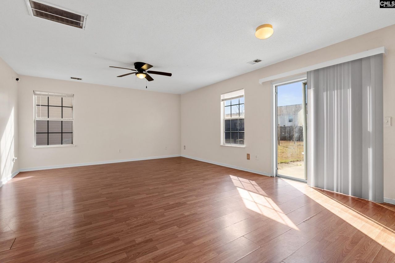 245 Fox Grove Circle  Photo 13