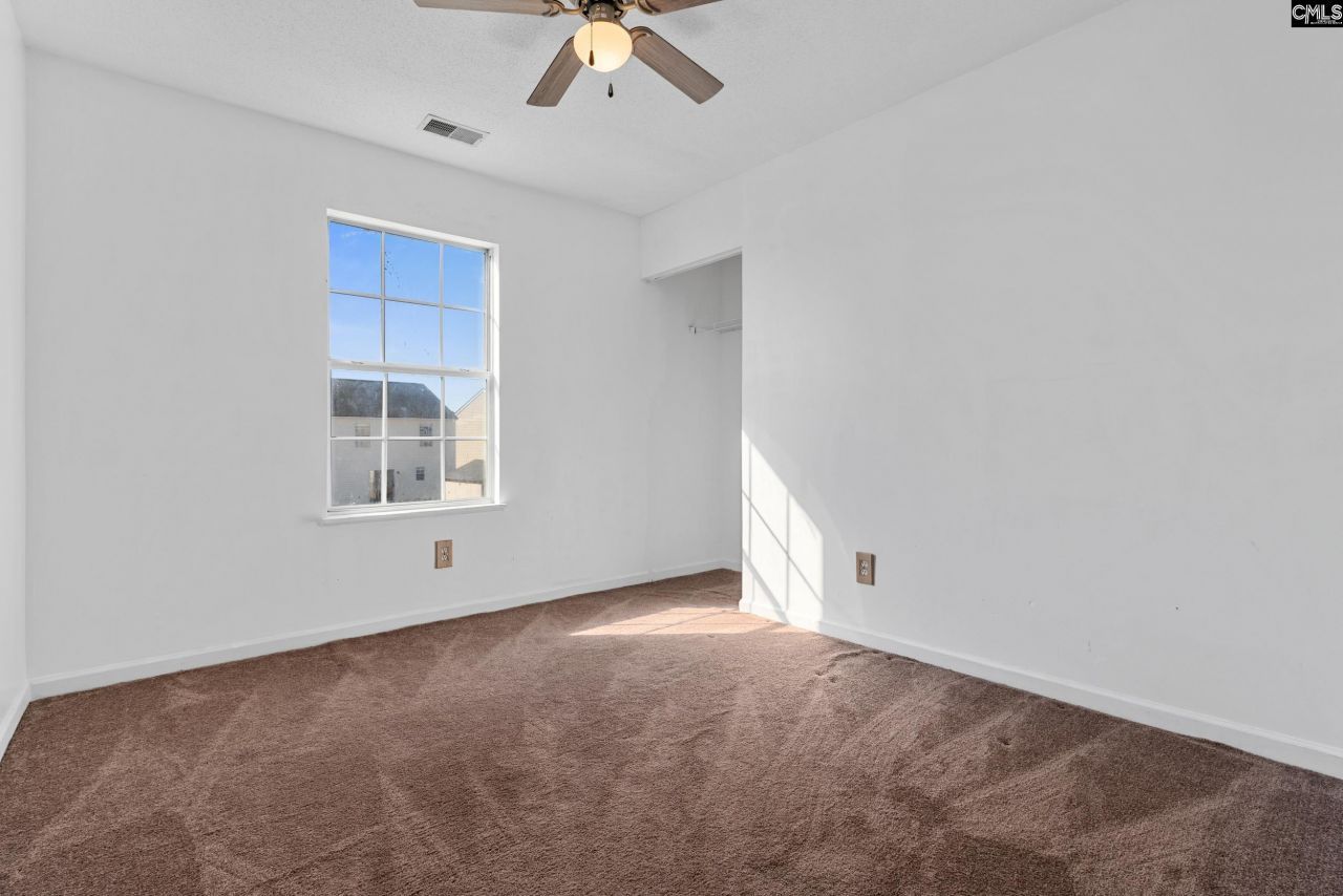 245 Fox Grove Circle  Photo 22