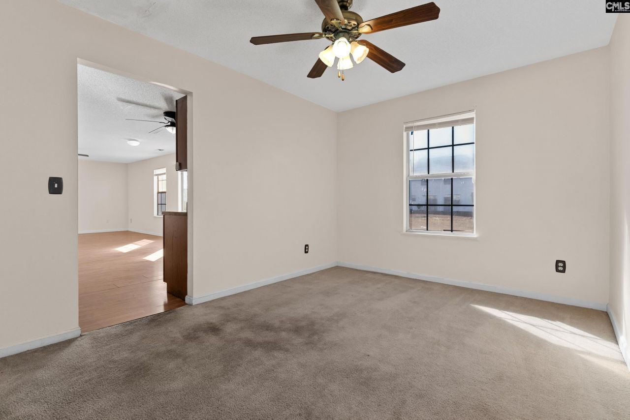 245 Fox Grove Circle  Photo 8