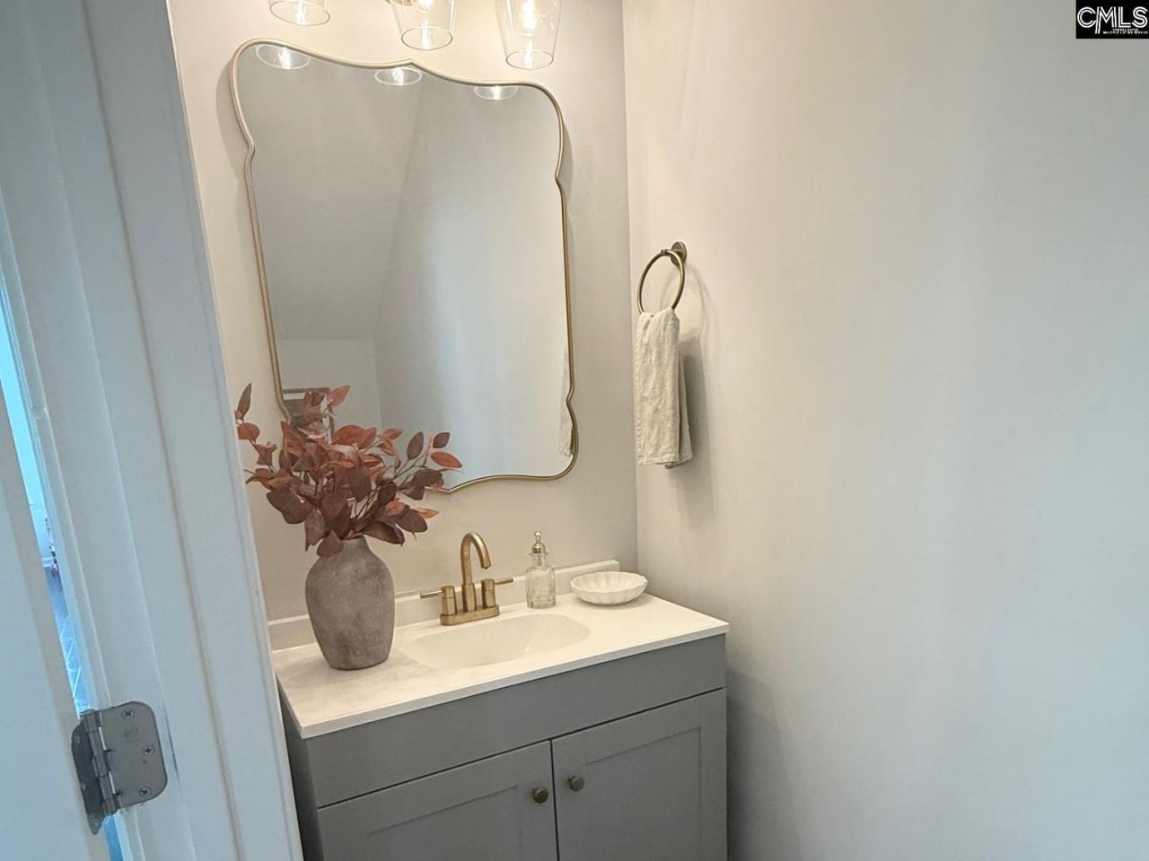 145 Madison Park Drive  Photo 22