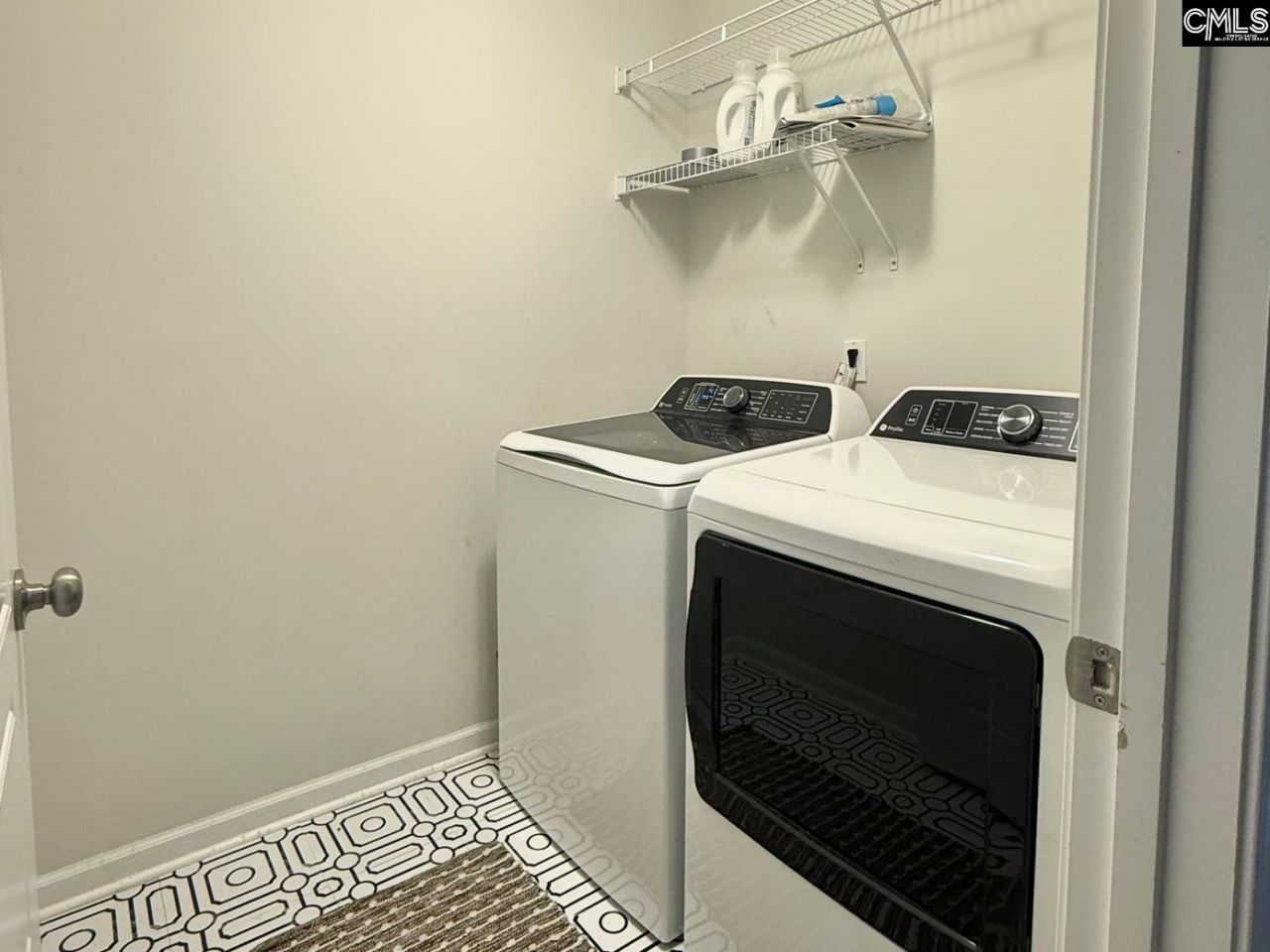 145 Madison Park Drive  Photo 23