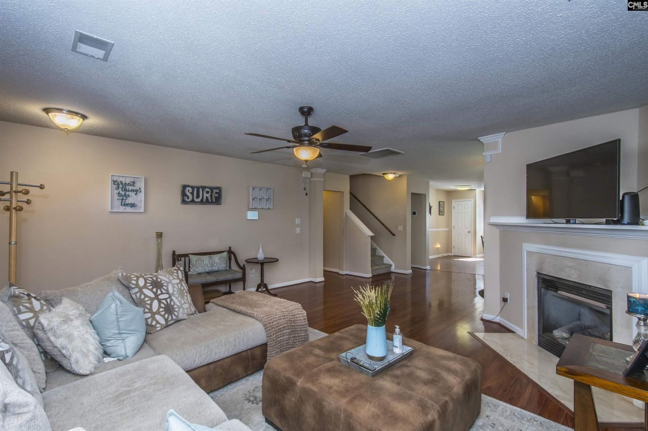 537 Heron Glen Drive  Photo 7