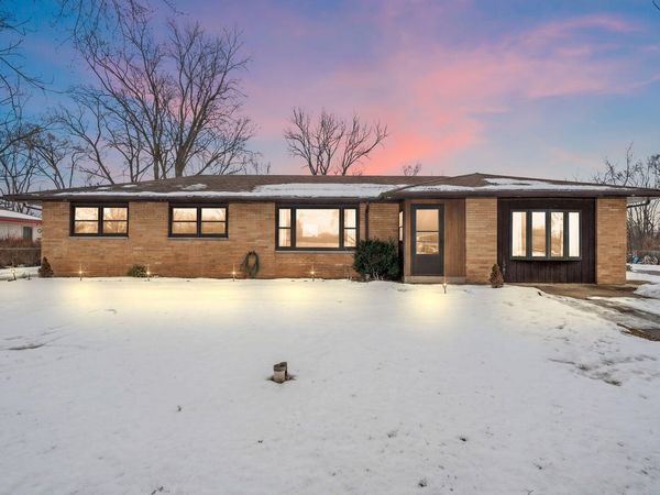 140 Lexington Street, Valparaiso, IN 46385