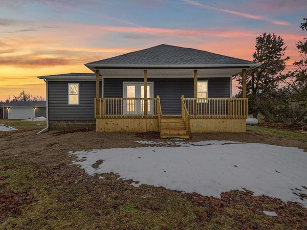 10191 Wood Road, North Adams, MI 49262