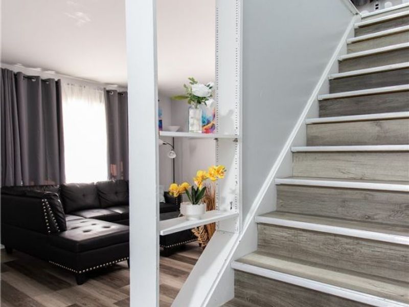 12307 Shady Oak Boulevard, Cleveland, OH 44125 Photo 18