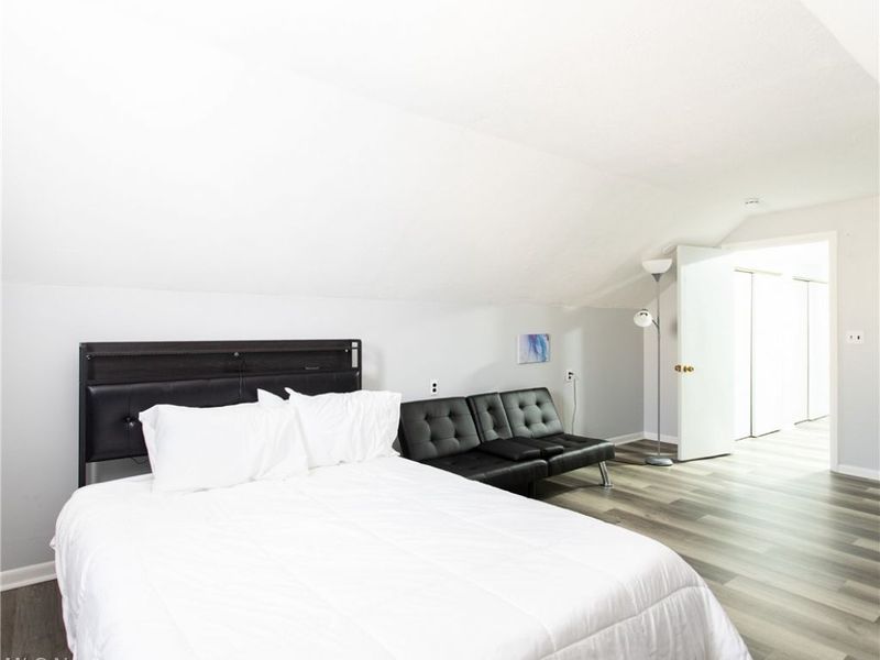 12307 Shady Oak Boulevard, Cleveland, OH 44125 Photo 21