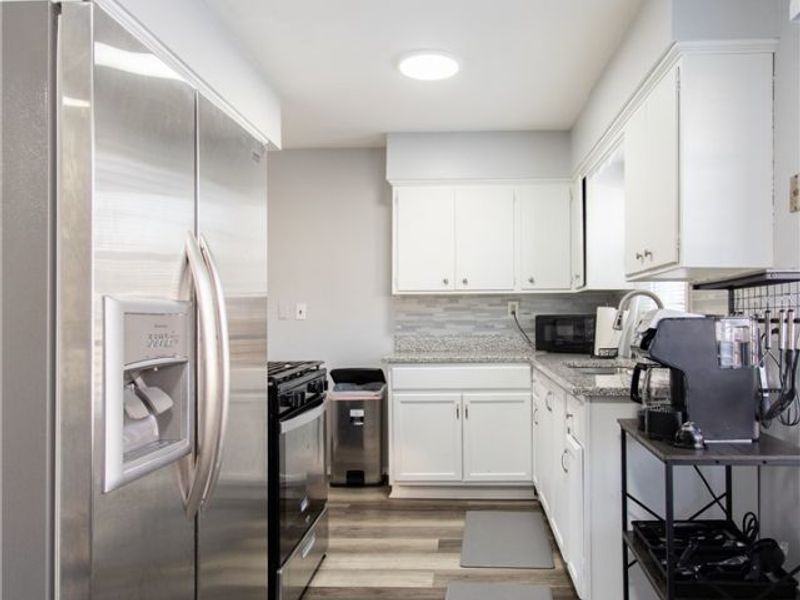 12307 Shady Oak Boulevard, Cleveland, OH 44125 Photo 7