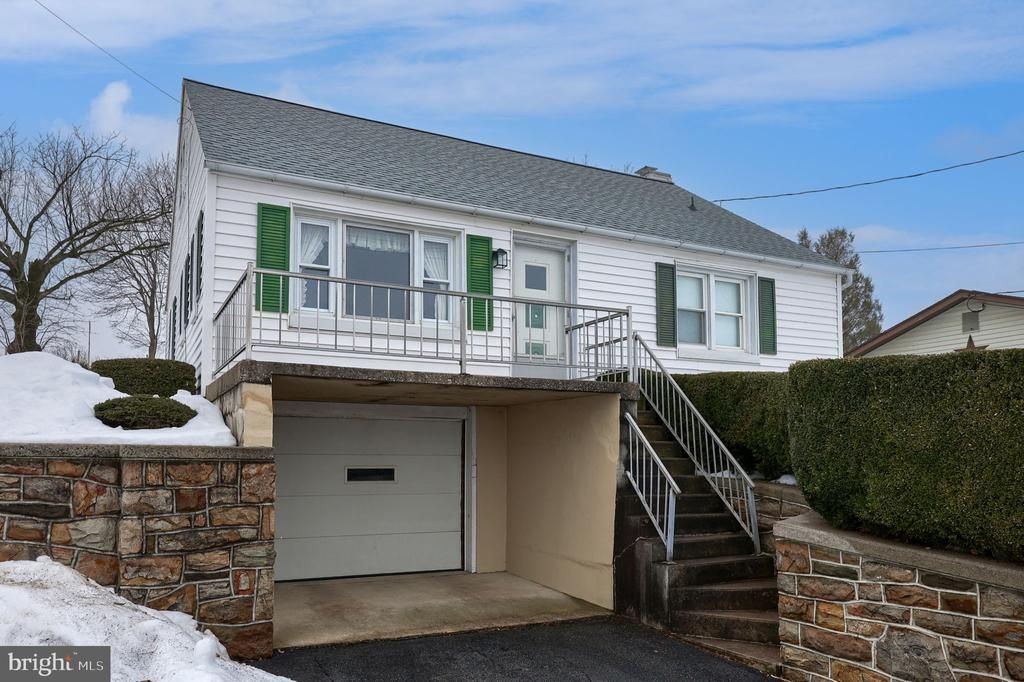 830 Palmyra Bellegrove Road, Annville, PA 17003 Main Photo