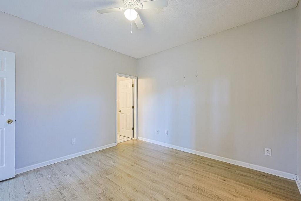 3511 Sweetwater Blvd. Photo 14