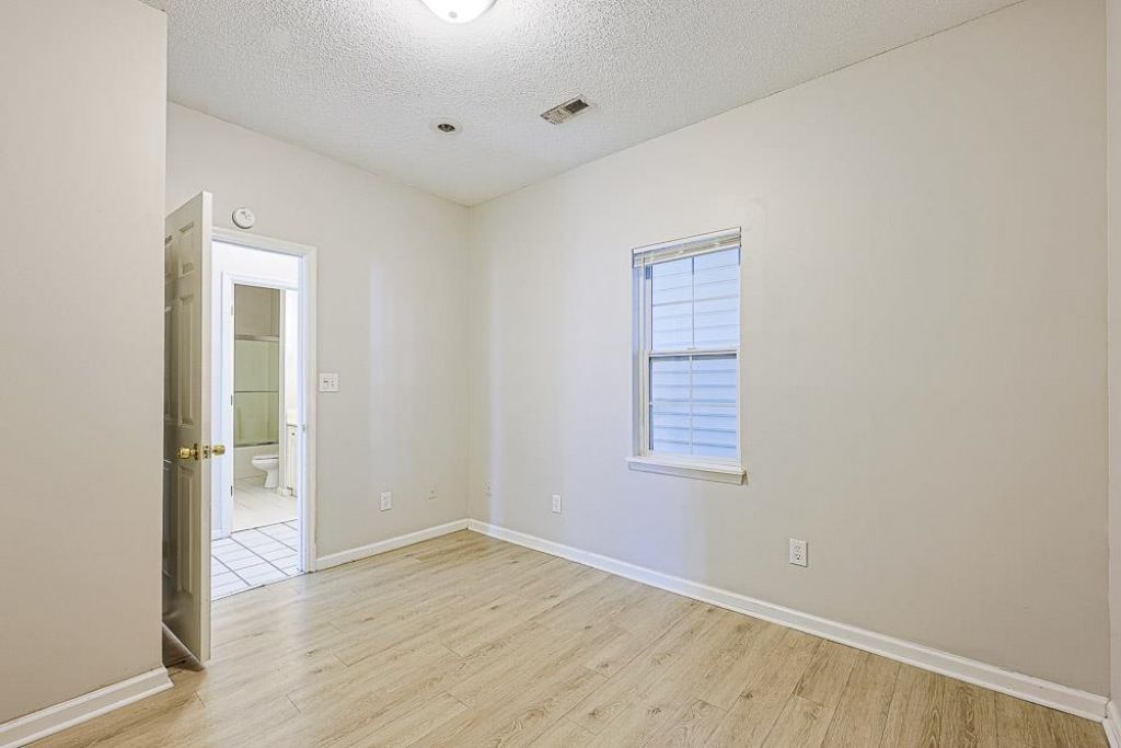 3511 Sweetwater Blvd. Photo 17