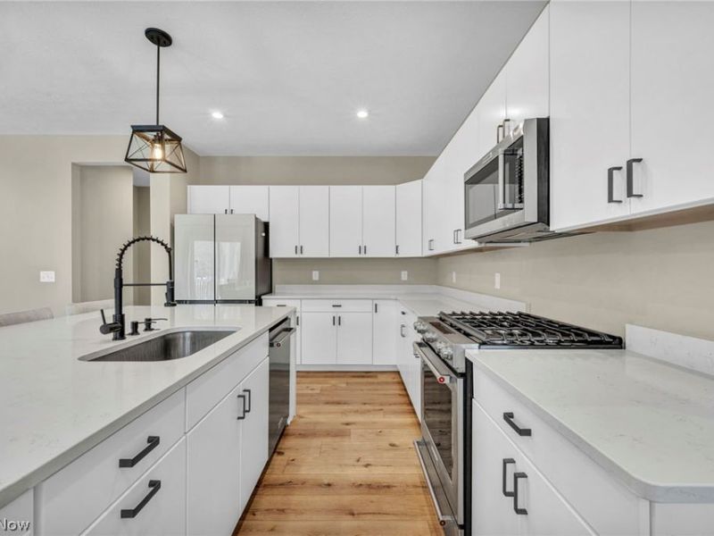 19736 Westwood Drive, Strongsville, OH 44149 Photo 18