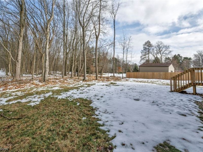 19736 Westwood Drive, Strongsville, OH 44149 Photo 46