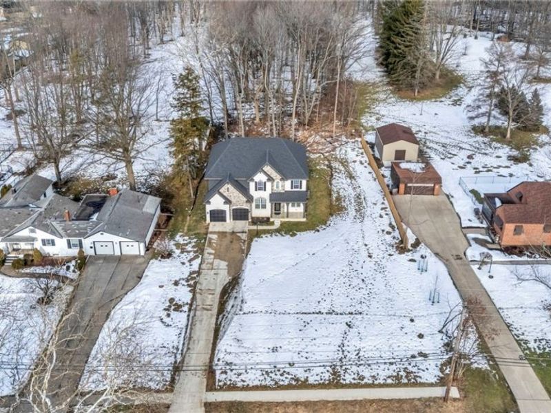 19736 Westwood Drive, Strongsville, OH 44149 Photo 5