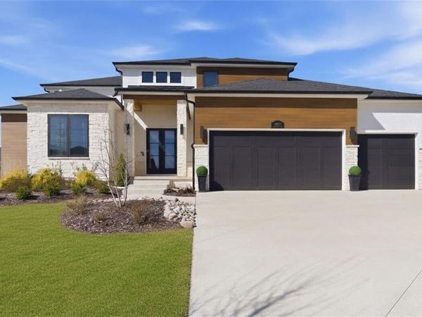 16908 Rosehill Street, Overland Park, KS 66221