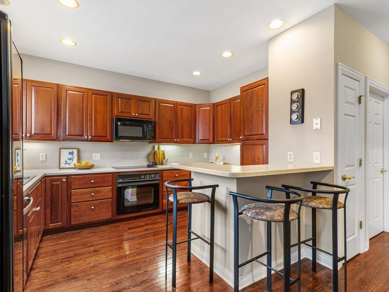 4906 Golf Village Drive, Powell, OH 43065 Photo 7