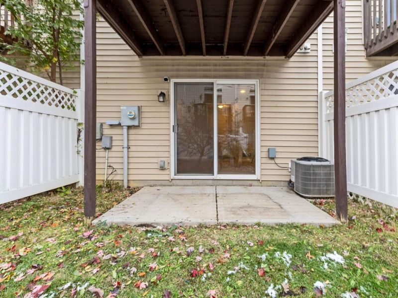 4125 Emerius Drive , Columbus, OH 43219 Photo 24