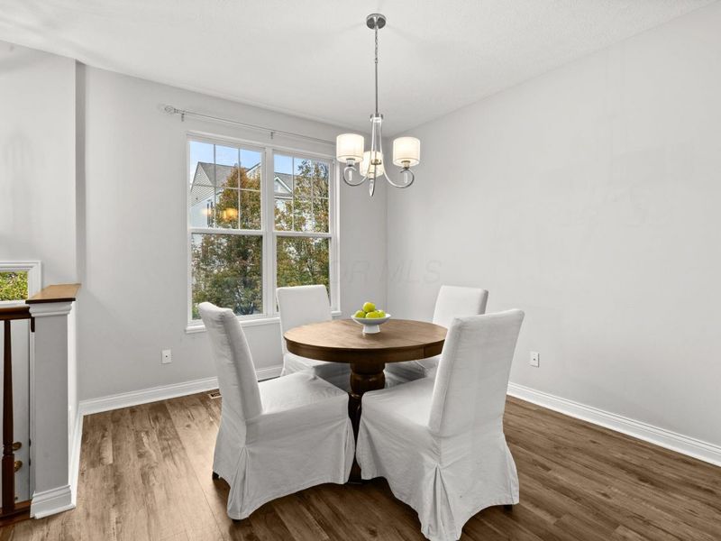 4125 Emerius Drive , Columbus, OH 43219 Photo 4